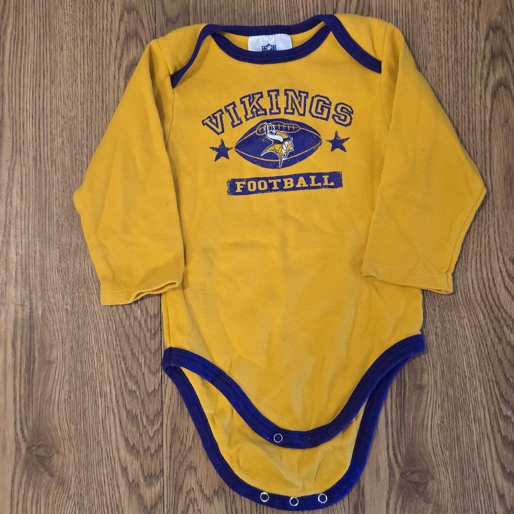 NFL Minnesota Vikings Baby Bodysuit 6-12 Months Long Sleeve Football Cotton EUC